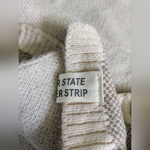 SOONER STATE FRONTIER STRIP Beige Tan Pineapple Fruit Embroidered Scarf - Picture 4 of 7